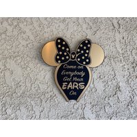 Come On Everybody Get Your Ears On - Zeichen von RavenswoodDesignTeam