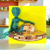 Alien Ufo Disco Ball 3D Resin Kunstharz Wandkunst/Wandskulptur Alien Space Art Raumschiff Dopamindeko Kitschige Kunst Alien Ufo Disco Ball 3D Resin Kunstharz Wandkunst/Wandskulptur Alien Space Art Raumschiff Dopamindeko Kitschige Kunst von RavishingRoosters