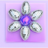 Giant Flower Disco Ball Skulptur Wand Kunst/Einzelstück Handgemacht Retro Discokugel Gänseblümchen Blume Giant Flower Disco Ball Skulptur Wand Kunst/Einzelstück Handgemacht Retro Discokugel Gänseblümchen Blume von RavishingRoosters