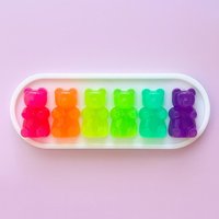 Gummy Bear 3D Kunstharz/Neon Regenbogen/ Dopamin Dekor Candy Art/ Pop Wandsüßigkeit/ Kitsch Art von RavishingRoosters