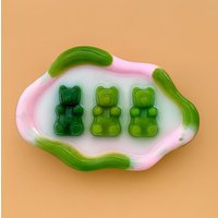Pink Gummy Bear 3D Wand Kunst Skulptur/Kunstharz Bild Deko Food Gummy Bear Dopamin Pop Art Kawaii von RavishingRoosters