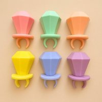 Ring Pop Jumbo 3D Kunstharz Skulptur/ Candy/ Fake Food/ Pop Art/ Kunst/ Wandskulptur/ Lollipop/ Candy Pastel Ring Pop Jumbo 3D Kunstharz Skulptur/ Candy/ Fake Food/ Pop Art/ Kunst/ Wandskulptur/ Lollipop/ Candy Pastel von RavishingRoosters