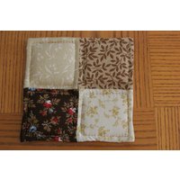 Gesteppte Untersetzer, Vier Patch Block Kerze Matte von RaysHandMadeShop