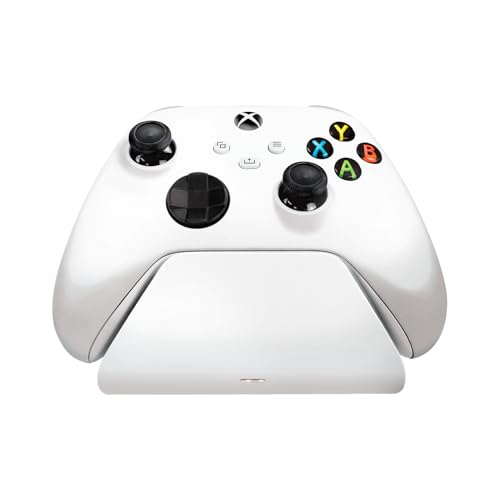 Razer Universelle Schnellladestation - Schnellladegerät für Xbox-Controller (Universelle Kompatibilität, Magnetkontaktsystem, Passend zu jedem Xbox-Controller) Robot White Razer Universelle Schnellladestation - Schnellladegerät für Xbox-Controller (Universelle Kompatibilität, Magnetkontaktsystem, Passend zu jedem Xbox-Controller) Robot White von Razer