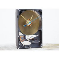 Tischuhr Aus Gebrauchter Computerfestplatte C0680 von ReComputing