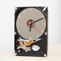 Tischuhr - Recycelte Computerfestplatte Uhr, Festplattenuhr, Geschenk Für Papa, Einzigartiges Geek von ReComputing