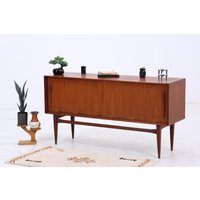 Rt-217 Teak Sideboard Von Heinrich Riestenpatt Für Rt Möbel | Mid Century Anrichte Mit Schiebetüren Vintage Retro Holz Aufbewahrung von ReStoreBerlin