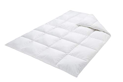 VitaloBett Vierjahreszeiten Bettdecke 135x200 cm mit 100% extraweicher Daunenfüllung 900g - Ganzjahresdecke, Daunendecke mit Baumwoll-Bezug, Atmungsaktiv & waschbar bis zu 60°C, Ökotex-Zertifiziert von VitaloBett