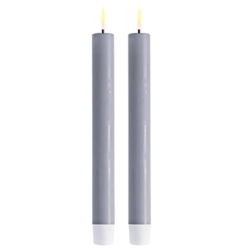 ReWu LED Stabkerze 2er Deluxe Homeart, Indoor LED-Stabkerze mit realistischer Flamme auf einem Echtwachsspiegel, warmweißes Licht - Dust Blue Stabkerze 24 cm ReWu LED Stabkerze 2er Deluxe Homeart, Indoor LED-Stabkerze mit realistischer Flamme auf einem Echtwachsspiegel, warmweißes Licht - Dust Blue Stabkerze 24 cm von ReWu