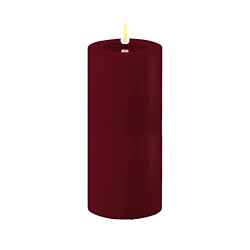 LED Kerze Deluxe Homeart, Outdoor LED Kerze (Kunststoff – Kein Echtwachs) mit realistischer Flamme, warmweißes Licht, Hitzebeständig für den Aussenbereich– (Bordeaux) von ReWu
