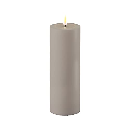 LED Kerze Deluxe Homeart, Outdoor LED Kerze (Kunststoff Kein Echtwachs) mit realistischer Flamme, warmweißes Licht, Hitzebeständig für den Aussenbereich (Grau) von ReWu