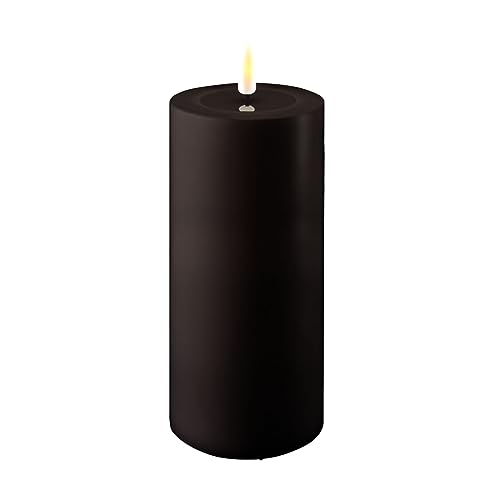 LED Kerze Deluxe Homeart, Outdoor LED Kerze (Kunststoff – Kein Echtwachs) mit realistischer Flamme, warmweißes Licht, Hitzebeständig für den Aussenbereich– (Schwarz) von ReWu
