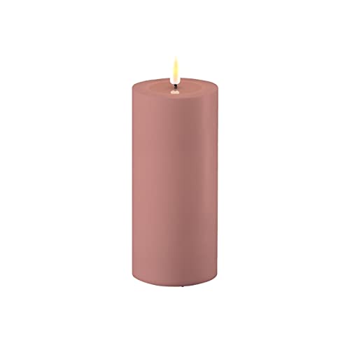 LED Kerze Deluxe Homeart, Outdoor LED Kerze (Kunststoff – Kein Echtwachs) mit realistischer Flamme, warmweißes Licht, Hitzebeständig für den Aussenbereich– (Staubiges Rosa) von ReWu