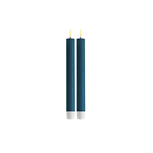 ReWu LED Stabkerze 2er Deluxe Homeart, Indoor LED-Stabkerze mit realistischer Flamme auf einem Echtwachsspiegel, warmweißes Licht - Petrol Stabkerze 24 cm von ReWu