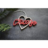 Chicago Herz Weihnachtsschmuck - Wähle Deine Farbe | Christbaumschmuck Einweihungsgeschenk Weihnachtsgeschenk Chicago Herz Weihnachtsschmuck - Wähle Deine Farbe | Christbaumschmuck Einweihungsgeschenk Weihnachtsgeschenk von ReadyGo