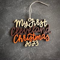 Wählen Sie Ihr Jahr, Satz Und Farben | Unsere/Meine Erste Cleveland Ornament Weihnachtsschmuck Einweihungsparty Geschenk Weihnachtsgeschenk Wählen Sie Ihr Jahr, Satz Und Farben | Unsere/Meine Erste Cleveland Ornament Weihnachtsschmuck Einweihungsparty Geschenk Weihnachtsgeschenk von ReadyGo