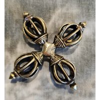 Doppeldorje Aus Messing ~ Donnerkeil Vajra Nepal Tibet | 1493 Doppeldorje Aus Messing ~ Donnerkeil Vajra Nepal Tibet | 1493 von RealasiaDE