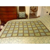 Reine Wolle Gesponnen Und Hand Gestrickte Decke, Werfen Oder Teppich, Weiche Schattierungen Von Blau Grün Mit Grau von RedEarthStudios