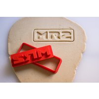 Mr2 Emblem-Ausstecher Mr2 Emblem-Ausstecher von RedRocketLabs
