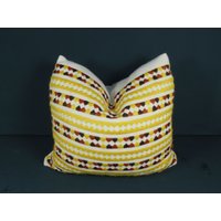 Midcentury Sofakissen Handbestickt Mit Füllung 60S Pillow Embroidered von RedTigerRetro