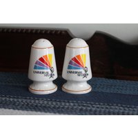 Vintage Universal Studios Salz Und Pfeffer Streuer von RediscoveredRoots