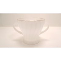 Anchor Hocking Zuckerdose Sammlung Swirl Muster Großes Weißes Milchglas Mit Goldrand Ausgezeichneter Zustand So Pretty von Redstone2020