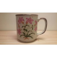 Hearthside Stoneware Becher Rosa Blumige Kaffeetasse #551 Hearthside Stoneware Becher Rosa Blumige Kaffeetasse #551 von Redstone2020