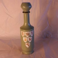 Old Fitzgerald Decanter Avocado-Grün Mit Glänzenden Goldenen Löwen Super Zustand 1970Er Jahre von Redstone2020
