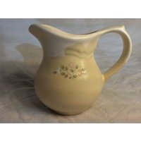 Pfaltzgraff „Remembrance" Creamer in Tollem Zustand von Redstone2020
