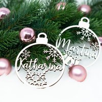 Weihnachtsbaumkugel Holzanhänger Personalisiert "Schneeflocke" | Weihnachtskugeln Mit Name Weihnachtsgeschenk Reezadesign von Reezadesign