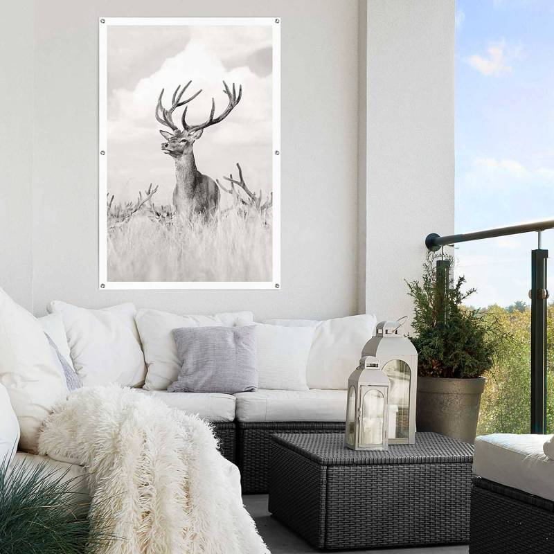 home24 Outdoor-Poster Stolzer Hirsch Wetterbeständiges PVC mit Aufhängeösen Schwarz/Weiß 80 x 120 x 0cm von home24