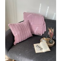 Kuscheliges Sofakissen, Handgestrickt Aus Wolle Und Alpaka, Rosé von ReineGlueckssachenDE