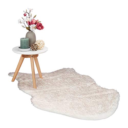 Relaxdays Kunstfell Teppich, Eleganter Vorleger in Lammfell Optik, 70x120 cm, Fellimitat Teppich für zuhause, Weiß/Rosè von Relaxdays
