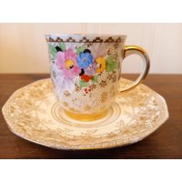 Vintage 1930Er Jahre Plant Toscan Petite Tasse Und Untertasse Gold Mit Handgemaltem Blumenstrauß von RelicVintageUK