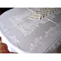 Damast Tischdecke Vintage Slick Cremeweißes Leinen Blätter & 8 Servietten von RenaissanceProfessor