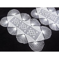 Deckchen Hand Gehäkelt Spitze Läufer Kommode Schal Topper Baumwolle Tischdecke Weiß Diamant Fans Paar von RenaissanceProfessor