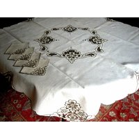 Vintage Leinen Tischdecke Ecru Gestickte Spitze, 4 Servietten von RenaissanceProfessor