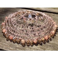 Made To Order Pink Und Gold Renaissance Kippah Kopfbedeckung von RenaissanceWomKippot