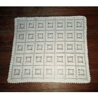 Spinnennetz Babydecke Afghan - Elfenbein Spitze Gehäkelt Handarbeit 30"x 34" Weich Waschbares Acryl Für Kinderbett Oder Kinderwagen Spinnennetz Babydecke Afghan - Elfenbein Spitze Gehäkelt Handarbeit 30"x 34" Weich Waschbares Acryl Für Kinderbett Oder Kinderwagen von RenataHandwork