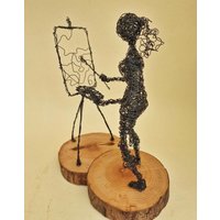 Draht-Skulptur Von Malerin Zeit, Eine Kunst Zu Machen Draht-Skulptur Von Malerin Zeit, Eine Kunst Zu Machen von RenataWireArt