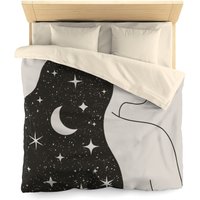 Frau Mit Dem Mond Haar Boho Bettbezug von Repetu