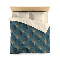 Goldene Elemente Auf Blauem Hintergrund Art Deco Bettbezug von Repetu