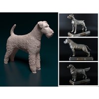 Personalisierte Airedale Terrier Hundestatue von ReplicaDogs