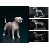 Personalisierte Staffordshire Bullterrier Hundestatue von ReplicaDogs