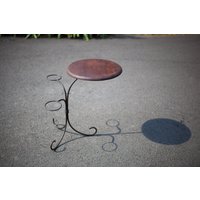 Pflanzenhalter Aus Schmiedeeisen Und Holzregal von RepublicaVintage