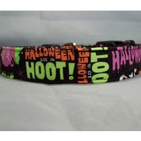 Bunte Halloween Worte Hundehalsband von RescueMeCollars