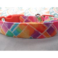 Coole Regenbogen Glasmalerei Kariertes Hundehalsband von RescueMeCollars
