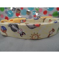 Niedlichen Hund Halsband, Tierbabys Auf Gelb von RescueMeCollars