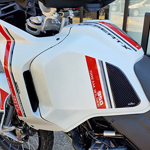 Resin Bike Aufkleber für Motorrad Kompatibel mit Ducati DesertX 2022-2025. Seitenschutz für den Tank vor Stößen und Kratzern. Paar 3D-Harzklebstoff – Stickers - Made in Italy Resin Bike Aufkleber für Motorrad Kompatibel mit Ducati DesertX 2022-2025. Seitenschutz für den Tank vor Stößen und Kratzern. Paar 3D-Harzklebstoff – Stickers - Made in Italy von Resin Bike