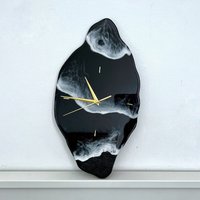 Epoxy Wanduhr Weihnachtsgeschenk Moderne Stranduhr Einweihungsparty Geschenk Einzigartige Harz Ozeanuhr Jahrestagsgeschenk von ResinByKeti